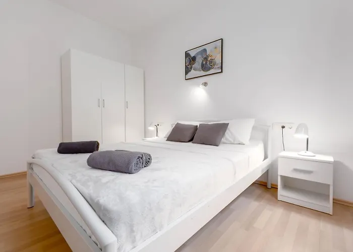 Apartment Bora Pula